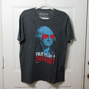 Tipsy Elves Party Like a Patriot Size L Gray Graphic T-shirt - Stained